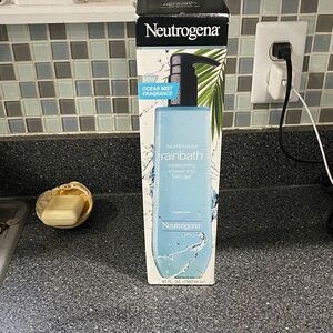 Neutrogena Rainbath replenishing shower and bath gel . Brand new